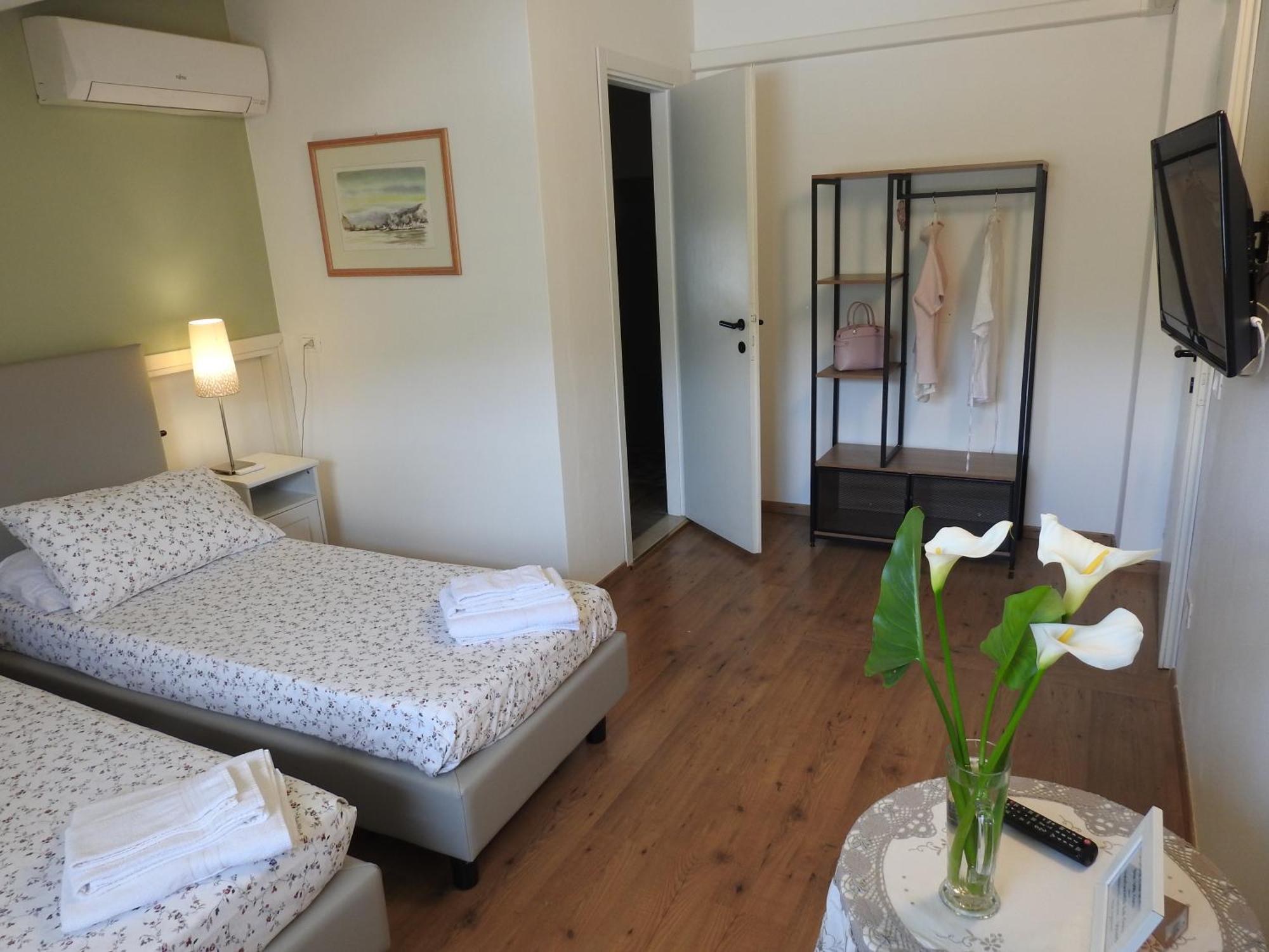 La Casa Di Clara Bed & Breakfast Esine Екстериор снимка