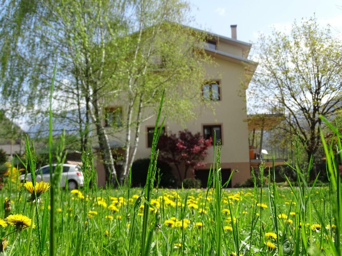 La Casa Di Clara Bed & Breakfast Esine Екстериор снимка